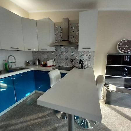 Bluesky Apartment - Third Floor จีอาร์ดีนี นักซอส ภายนอก รูปภาพ